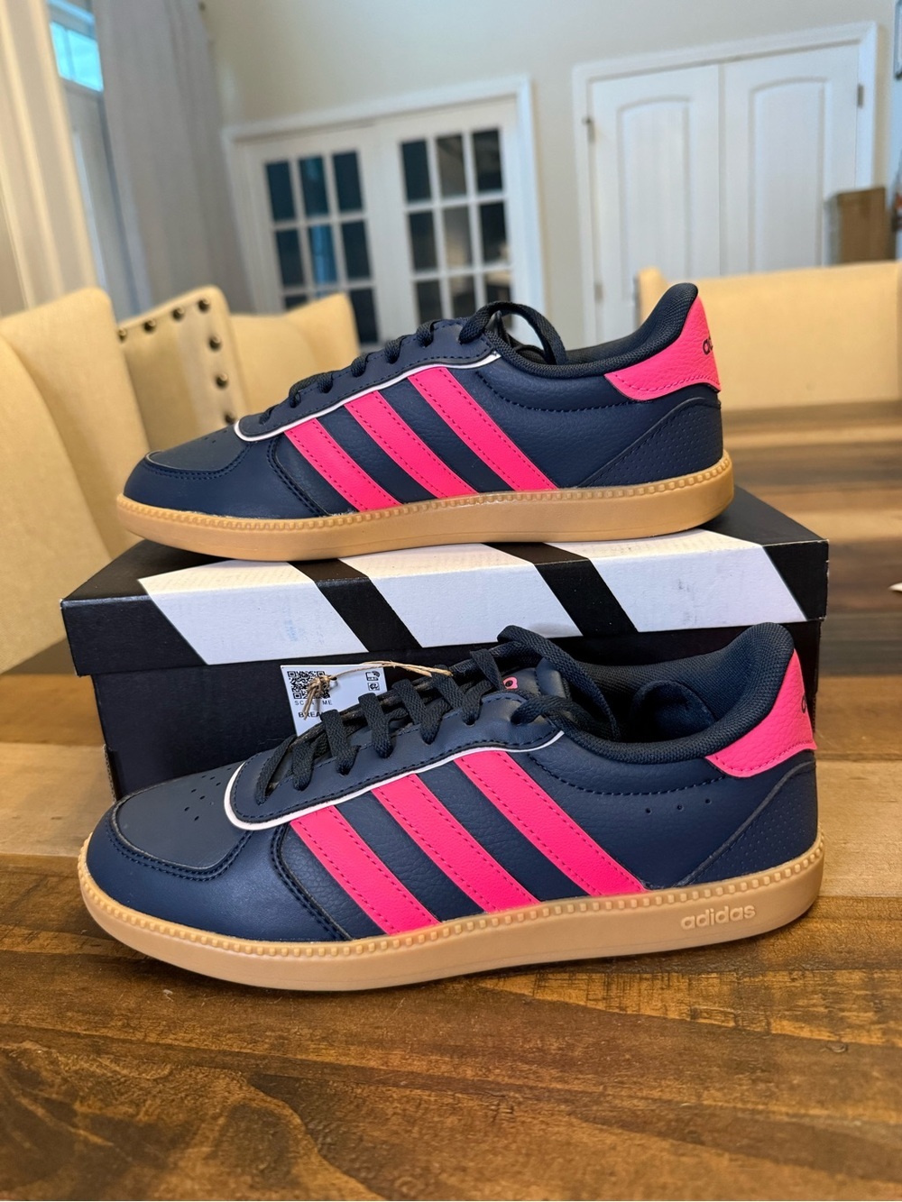 Adidas Breaknet Sleek "Aurora Ink / Lucid Pink / Gum" Colorway J Shoes Size 5.5